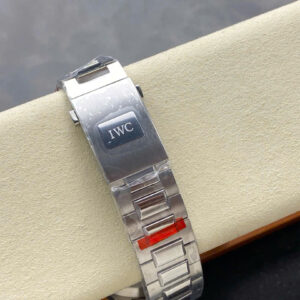 Đồng Hồ IWC Pilot’S Performance Chronograph Màu Đen Replica 41mm (9)