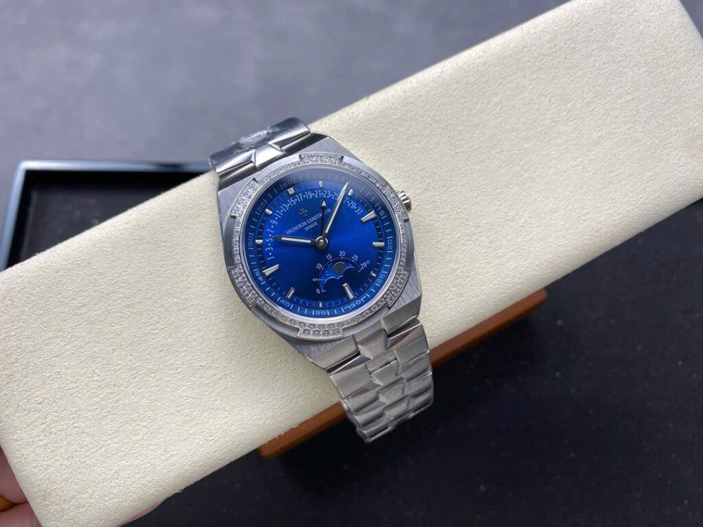 Đồng Hồ Nam Vacheron Constantin Overseas 4500V Mặt Xanh Đính Đá Xưởng GR 41mm (7)