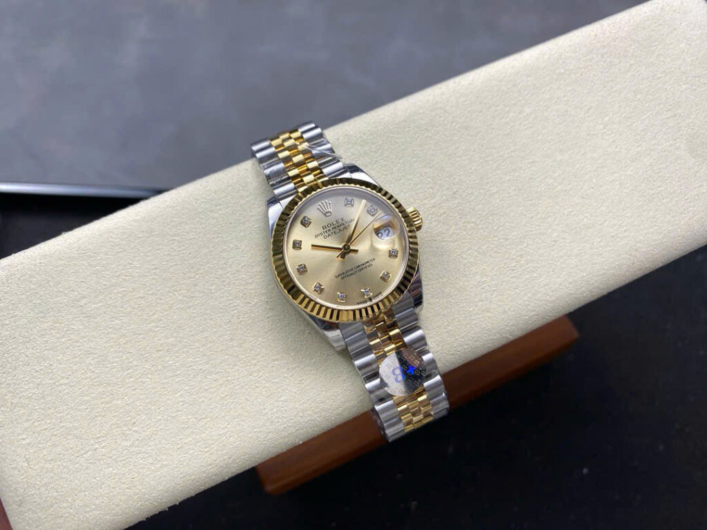 Đồng Hồ Rolex DateJust Nữ Dây Kim Loại Mặt Số Vàng Đính Đá Xưởng 8+ 31mm (1)