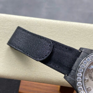 Đồng Hồ Rolex Daytona 126589RBR Đính Moissanite Mặt Xà Cừ Tự Nhiên 40mm (1)