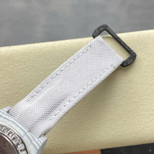 Đồng Hồ Rolex Daytona Chế Tác Carbon Độ Kim Cương Moissanite Baguette 40mm (4)