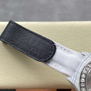 Đồng Hồ Rolex Daytona Chế Tác Carbon Độ Kim Cương Moissanite Baguette 40mm (4)