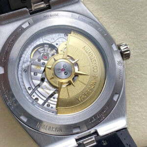 Đồng Hồ Vacheron Constantin Nam Dây Da Mặt Trắng Overseas 400V Đính Đá GRF 41mm