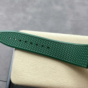 Đồng Hồ Vacheron Constantin Overseas Moonphase 4000V Dây Cao Su Màu Xanh Lá GRF 41mm (1)