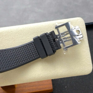 Đồng Hồ Vacheron Constantin Overseas Moonphase 4000V Mặt Trắng Đính Đá GRF 41mm (9)