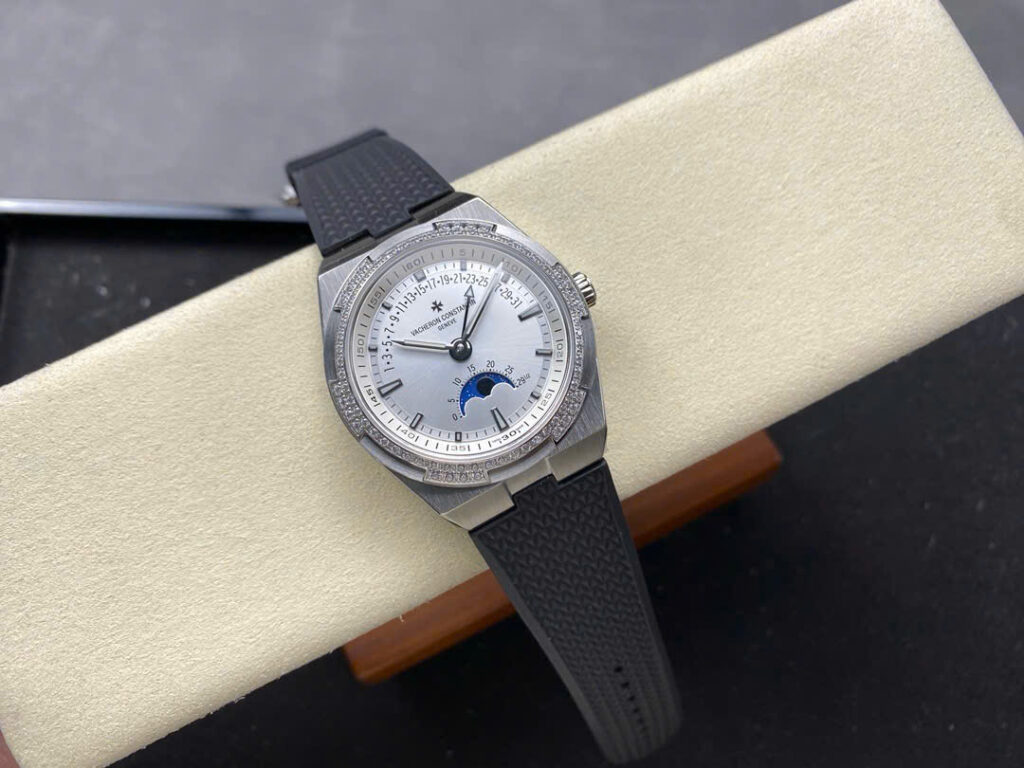 Đồng Hồ Vacheron Constantin Overseas Moonphase 4000V Mặt Trắng Đính Đá GRF 41mm (9)