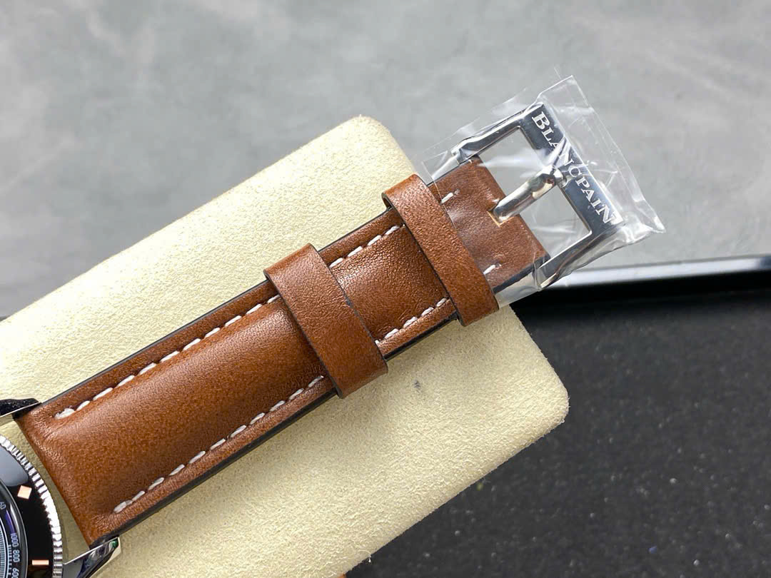 Đồng Hồ Blancpain Air Command AC02 Nam Dây Da Màu Nâu Rep 11 (2) Đồng Hồ Blancpain Air Command AC02 Nam Dây Da Màu Nâu Rep 11 (9)