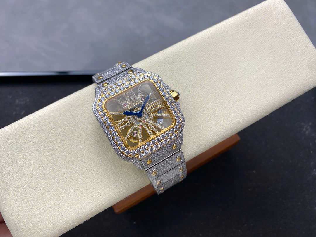 Đồng Hồ Cartier Santos Skeleton Demi Gold Nam Đính Đá Replica 11 (3) Đồng Hồ Cartier Santos Skeleton Demi Gold Nam Đính Đá Replica 11 (1)