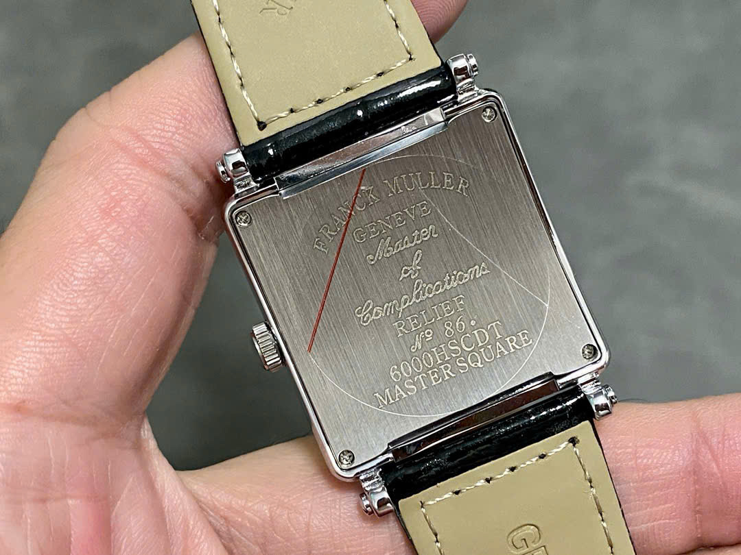 Đồng Hồ Franck Muller Master Square 6002 Đính Đá Dây Da Màu Đen 33x33mm (6) Đồng Hồ Franck Muller Master Square 6002 Đính Đá Dây Da Màu Đen 33x33mm (2)