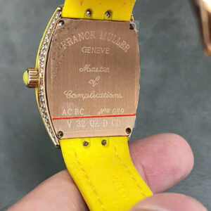 Đồng Hồ Franck Muller V32 Nữ Đính Đá Màu Vàng Replica Cao Cấp 36mm (1)