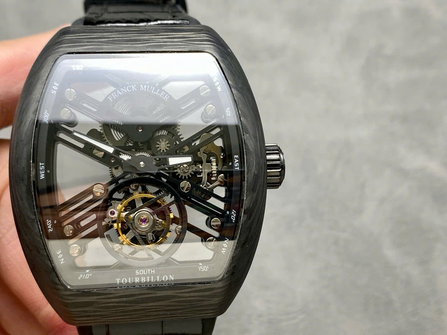 Đồng Hồ Franck Muller Vanguard V45 Tourbillon Chế Tác Carbon Nam 45mm (3) Đồng Hồ Franck Muller Vanguard V45 Tourbillon Chế Tác Carbon Nam 45mm (9)