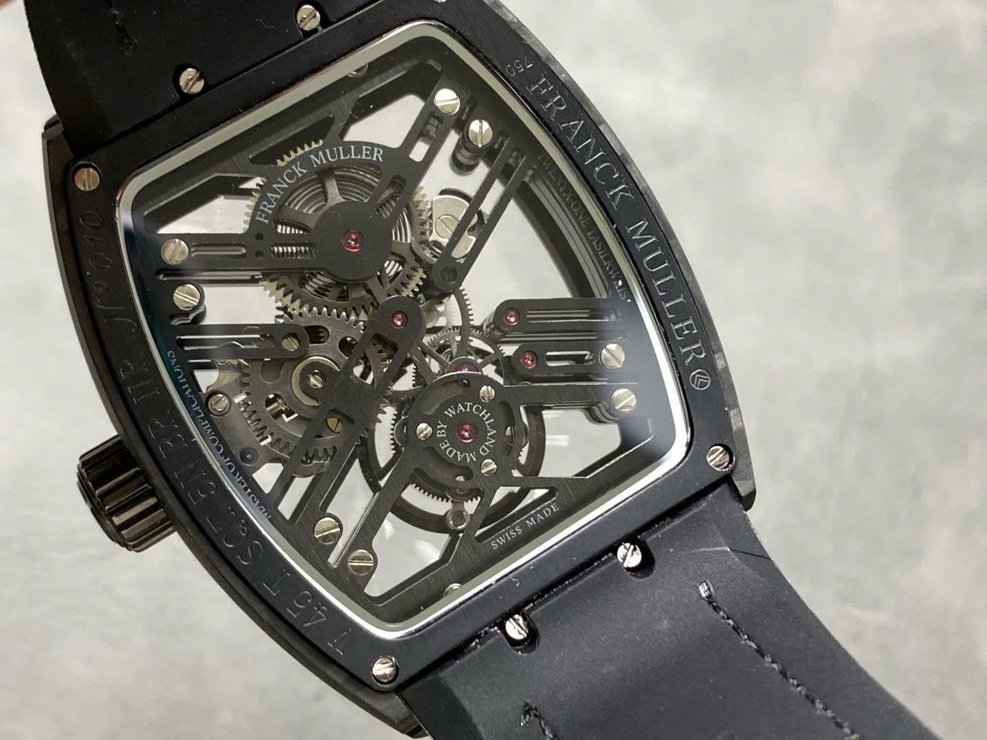 Đồng Hồ Franck Muller Vanguard V45 Tourbillon Chế Tác Carbon Nam 45mm (5) Đồng Hồ Franck Muller Vanguard V45 Tourbillon Chế Tác Carbon Nam 45mm (9)