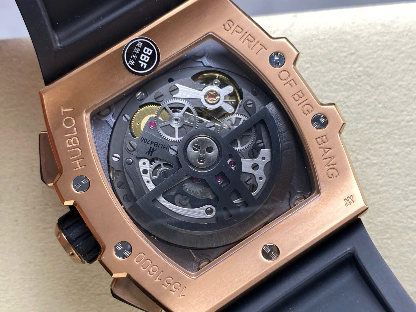 Đồng Hồ Hublot Spirit Of Big Bang King Gold Mặt Đen Chế Tác Nhà Máy BBF 42mm (6) Đồng Hồ Hublot Spirit Of Big Bang King Gold Mặt Đen Chế Tác Nhà Máy BBF 42mm (1)