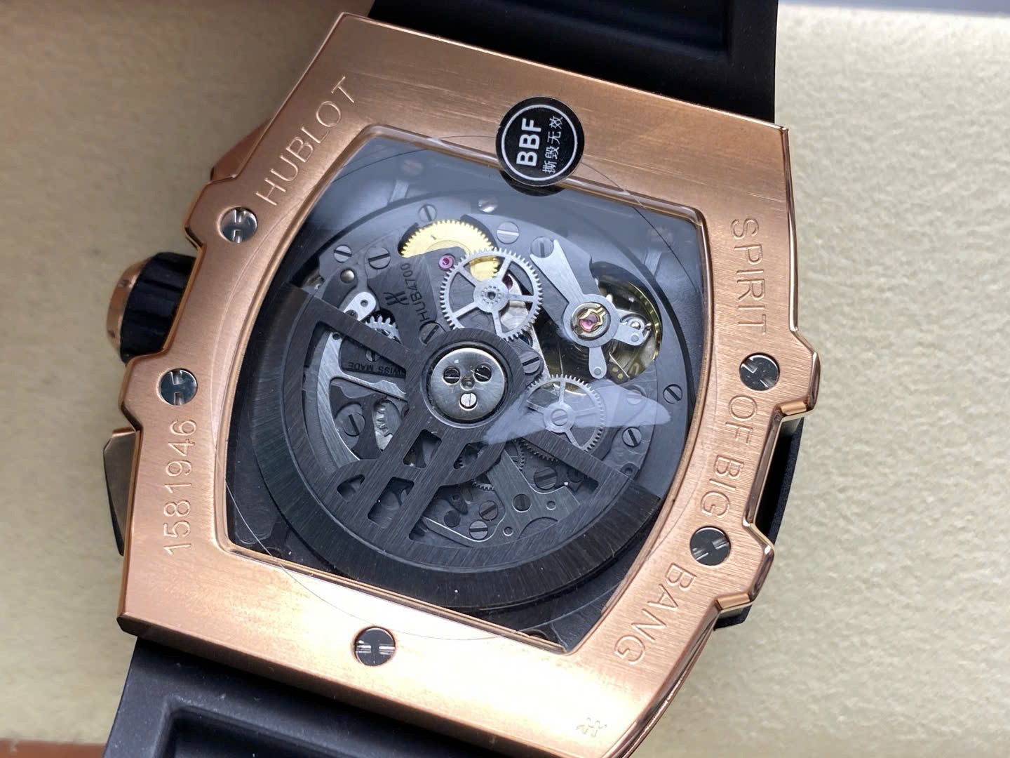 Đồng Hồ Hublot Spirit Of Big Bang King Gold Viền Gốm Đen Chế Tác Xưởng BBF 42mm (3) Đồng Hồ Hublot Spirit Of Big Bang King Gold Viền Gốm Đen Chế Tác Xưởng BBF 42mm (1)