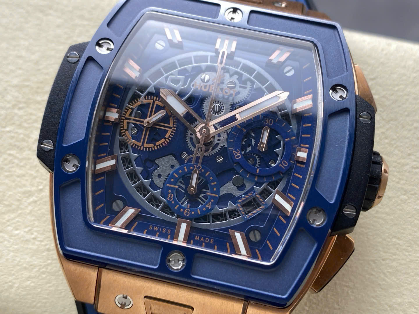 Đồng Hồ Hublot Spirit Of Big Bang King Gold Viền Gốm Xanh Chế Tác Xưởng BBF 42mm (6) Đồng Hồ Hublot Spirit Of Big Bang King Gold Viền Gốm Xanh Chế Tác Xưởng BBF 42mm (6)