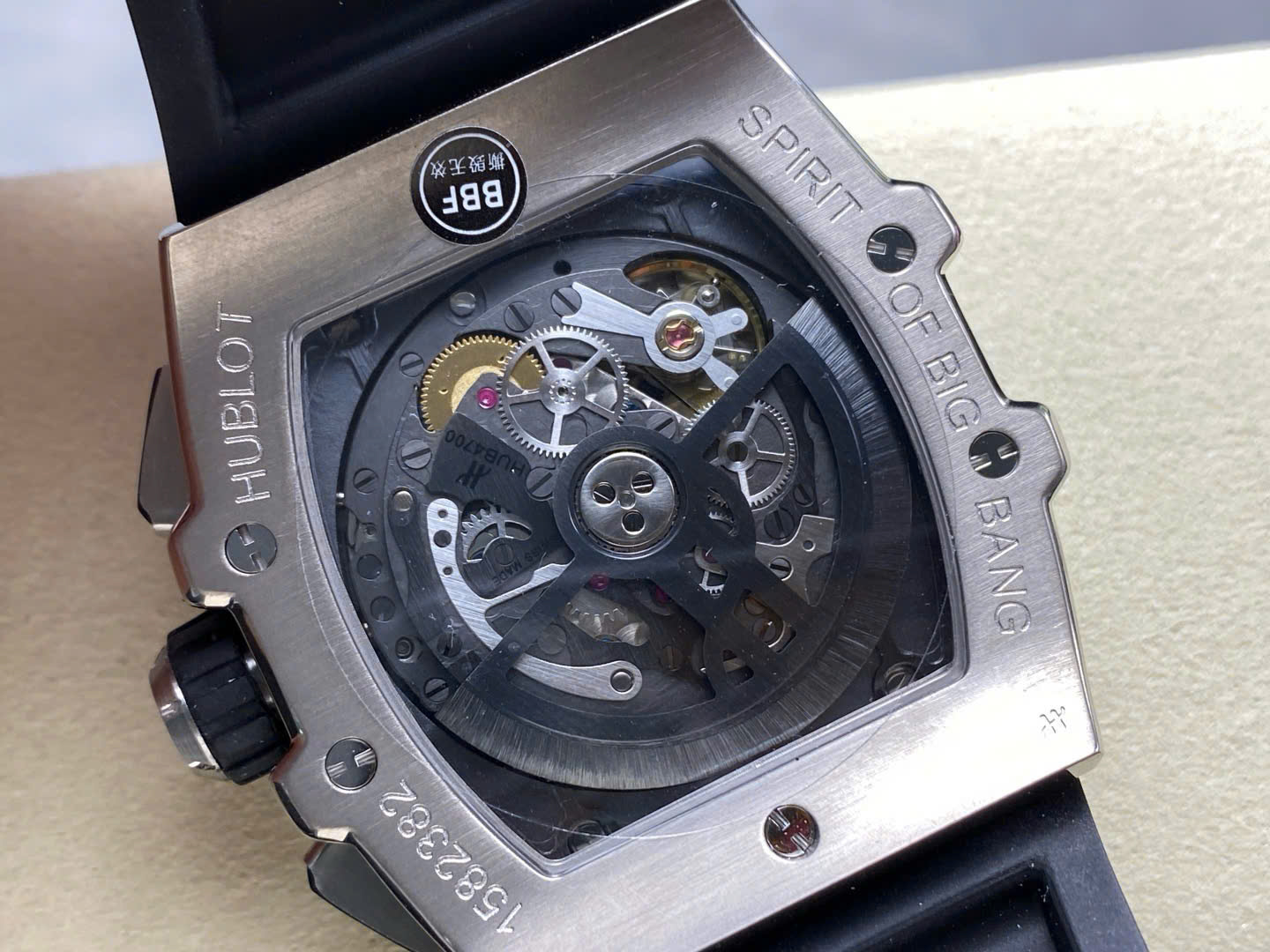 Đồng Hồ Hublot Spirit Of Big Bang TItanium Viền Gốm Đen Rep 11 Nhà Máy BBF 42mm (8) Đồng Hồ Hublot Spirit Of Big Bang TItanium Viền Gốm Đen Rep 11 Nhà Máy BBF 42mm (10)
