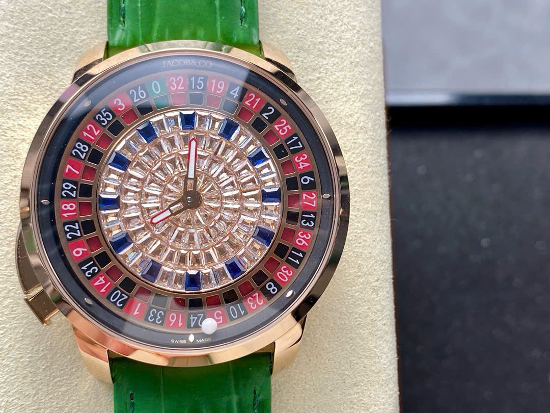 Đồng Hồ Jacob & Co Casino Tourbillon Đính Đá Dây Da Màu Xanh Replica AMG 44mm (5) Đồng Hồ Jacob & Co Casino Tourbillon Đính Đá Dây Da Màu Xanh Replica AMG 44mm (6)
