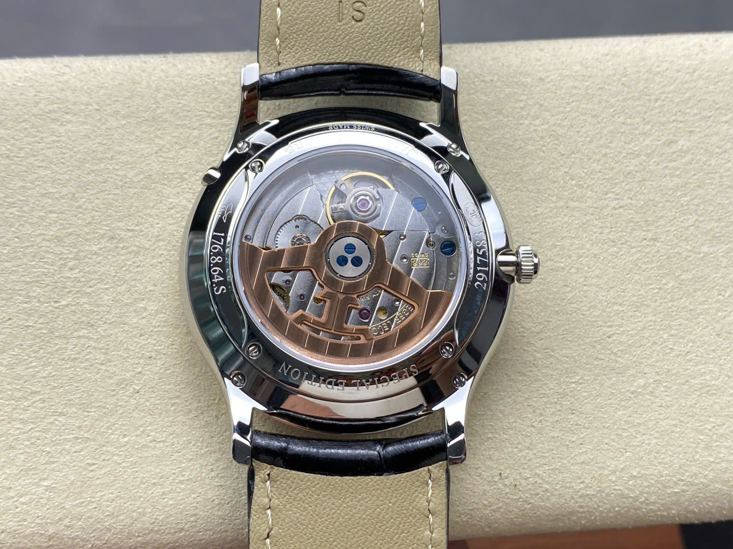 Đồng Hồ Jaeger LeCoultre Master Ultra Slim Perpetual Calendar Màu Đen VR Factory 39mm (9) Đồng Hồ Jaeger LeCoultre Master Ultra Slim Perpetual Calendar Màu Đen VR Factory 39mm (2)