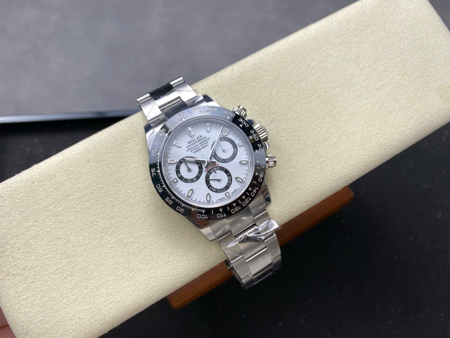 Đồng Hồ Nam Rolex Daytona 116500LN Panda Replica Nhà Máy VS 40mm (5) Đồng Hồ Nam Rolex Daytona 116500LN Panda Replica Nhà Máy VS 40mm (9)