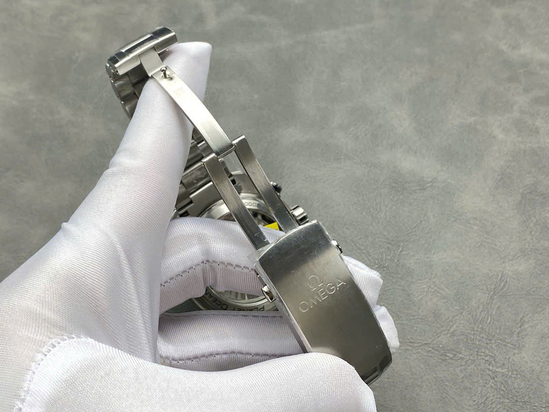 Đồng Hồ Omega Seamaster Planet Ocean Chronograph Automatic Nhà Máy M+ 45mm (2) Đồng Hồ Omega Seamaster Planet Ocean Chronograph Automatic Nhà Máy M+ 45mm (9)