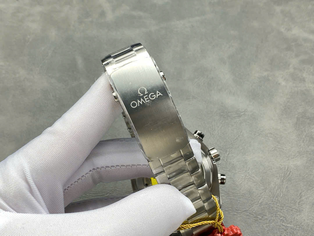 Đồng Hồ Omega Seamaster Planet Ocean Chronograph Automatic Nhà Máy M+ 45mm (3) Đồng Hồ Omega Seamaster Planet Ocean Chronograph Automatic Nhà Máy M+ 45mm (9)