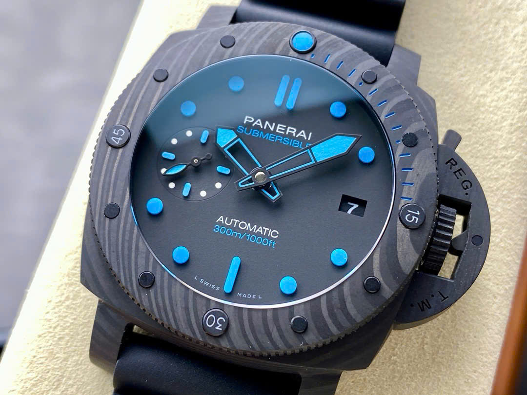 Đồng Hồ Panerai Submersible PAM00960 Carbotech™ Chế Tác VS Factory 42mm (7) Đồng Hồ Panerai Submersible PAM00960 Carbotech™ Chế Tác VS Factory 42mm (10)