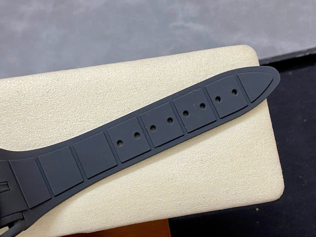 Đồng Hồ Roger Dubuis Excalibur Spider Black Dlc Titanium RDDBEX0815 Chế Tác 45mm (1) Đồng Hồ Roger Dubuis Excalibur Spider Black Dlc Titanium RDDBEX0815 Chế Tác 45mm (1)