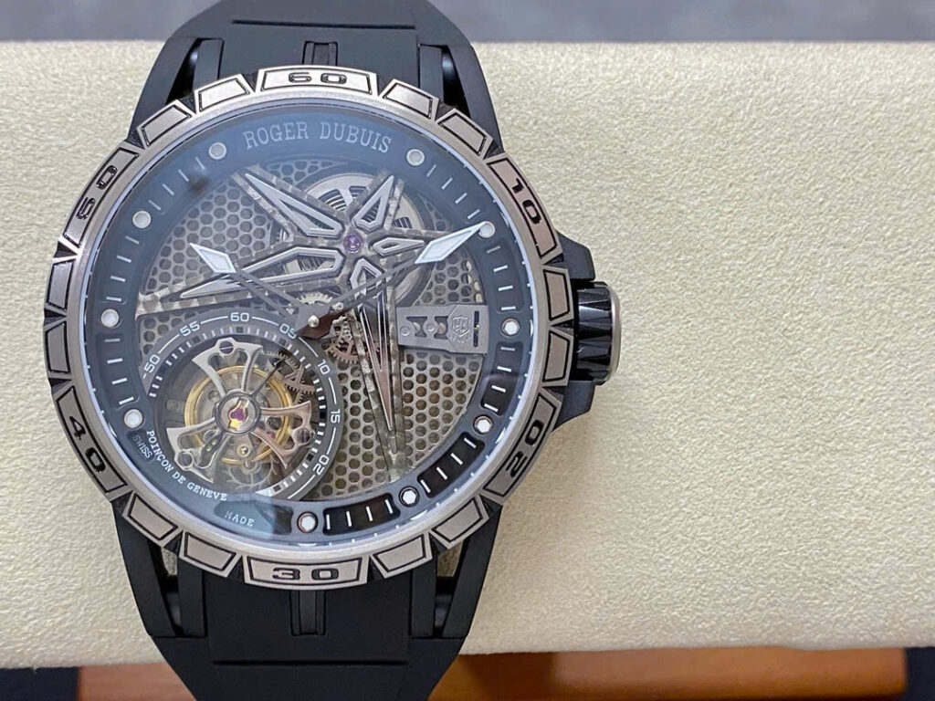 Đồng Hồ Roger Dubuis Excalibur Spider Black Dlc Titanium RDDBEX0815 Chế Tác 45mm (1)
