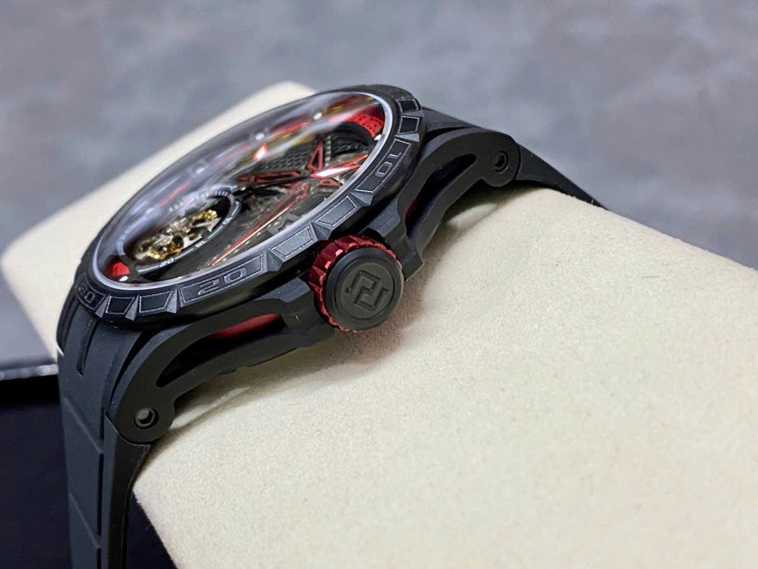 Đồng Hồ Roger Dubuis Excalibur Spider Pirelli Black Dlc Titanium RDDBEX0644 Chế Tác BBR 45mm (3) Đồng Hồ Roger Dubuis Excalibur Spider Pirelli Black Dlc Titanium RDDBEX0644 Chế Tác BBR 45mm (3)