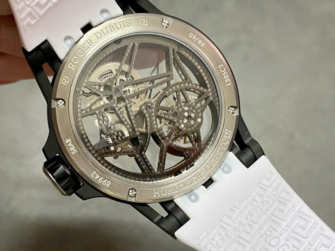 Đồng Hồ Roger Dubuis Excalibur Spider Skeleton Flying Tourbillon Nhà Máy BBR (3) Đồng Hồ Roger Dubuis Excalibur Spider Skeleton Flying Tourbillon Nhà Máy BBR (1)