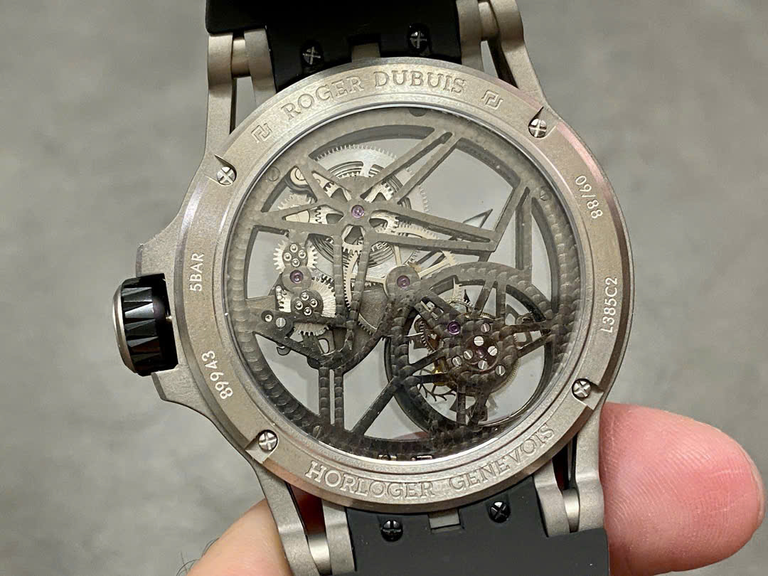 Đồng Hồ Roger Dubuis Excalibur Spider Tourbillon Volant Squelette RDDBEX0479 Xưởng BBR 45mm (3) Đồng Hồ Roger Dubuis Excalibur Spider Tourbillon Volant Squelette RDDBEX0479 Xưởng BBR 45mm (8)