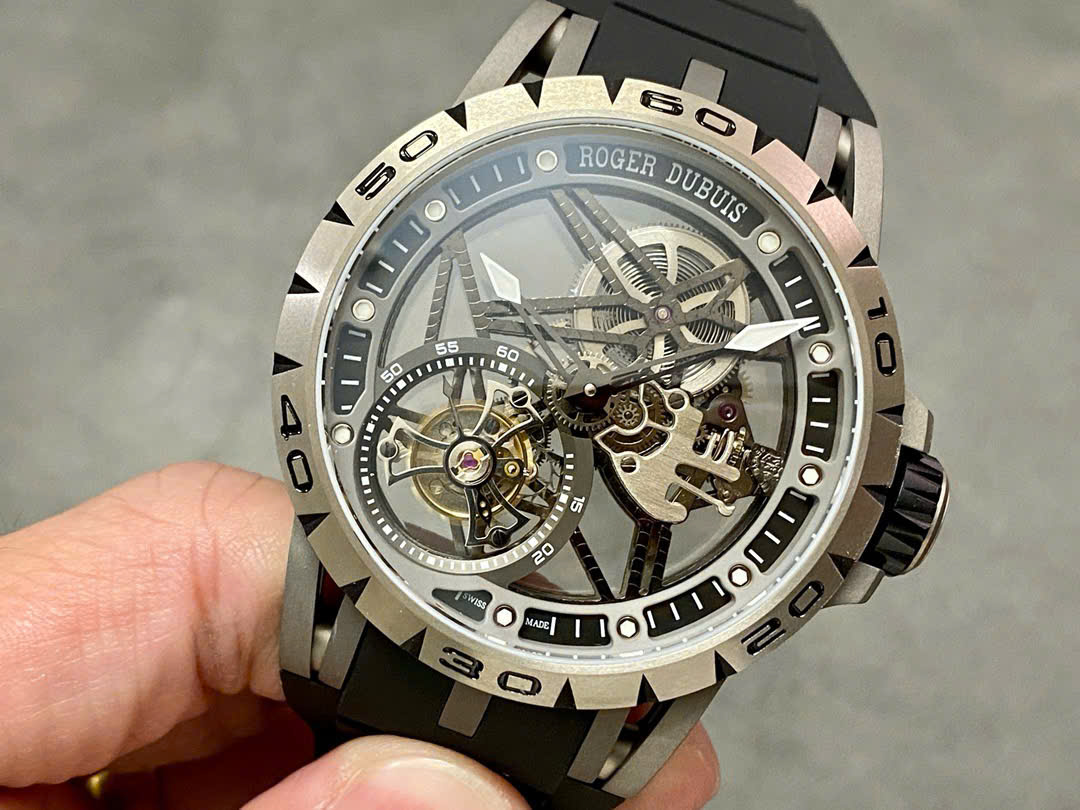 Đồng Hồ Roger Dubuis Excalibur Spider Tourbillon Volant Squelette RDDBEX0479 Xưởng BBR 45mm (6) Đồng Hồ Roger Dubuis Excalibur Spider Tourbillon Volant Squelette RDDBEX0479 Xưởng BBR 45mm (8)