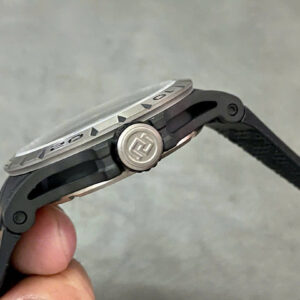 Đồng Hồ Roger Dubuis Excalibur Titanium Tourbillon Replica Cao Cấp Nhà Máy BBR 45mm (7)