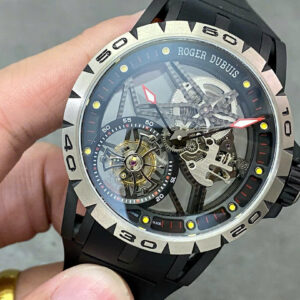 Đồng Hồ Roger Dubuis Excalibur Titanium Tourbillon Replica Cao Cấp Nhà Máy BBR 45mm (7)