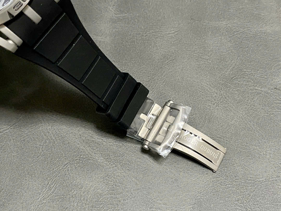 Đồng Hồ Roger Dubuis Excalibur Tourbillon Chế Tác Cao Cấp Nhất Nhà Máy TS 45mm (1) Đồng Hồ Roger Dubuis Excalibur Tourbillon Chế Tác Cao Cấp Nhất Nhà Máy TS 45mm (9)