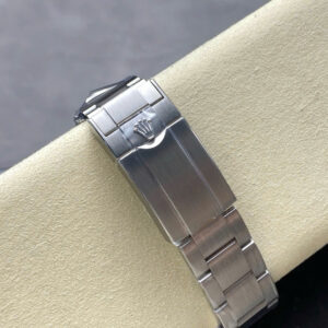 Đồng Hồ Rolex Explorer II 226570 Mặt Số Trắng Chế Tác Nhà Máy AR 42mm (2)