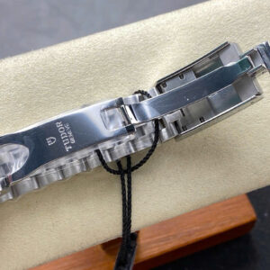 Đồng Hồ Tudor Black Bay 7941A1A0NU Viền Gốm Đen Replica Nhà Máy ZF 41mm (3)