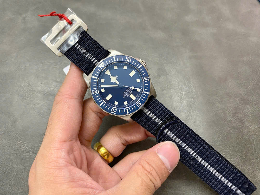 Đồng Hồ Tudor Pelagos FXD Replica Cao Cấp Mặt Xanh Nhà Máy M+ 42mm (9) Đồng Hồ Tudor Pelagos FXD Replica Cao Cấp Mặt Xanh Nhà Máy M+ 42mm (6)