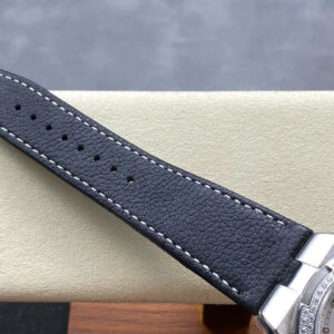 Đồng Hồ Vacheron Constantin Overseas 4500V Mặt Trắng Đính Đá Replica 41mm (3)