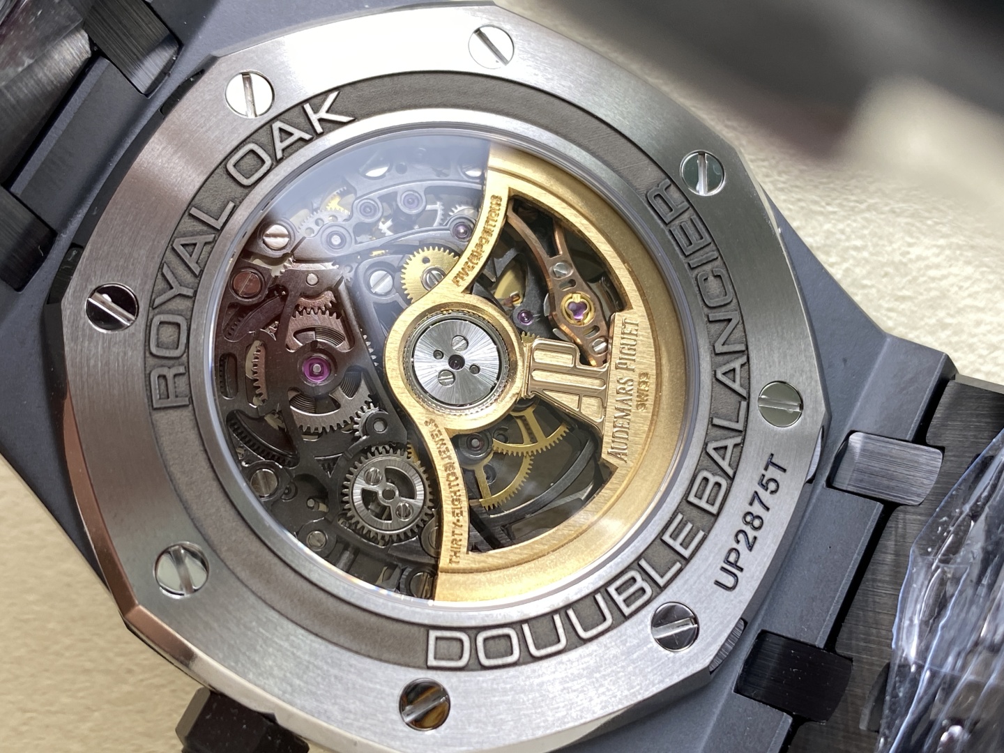 Đồng Hồ Audemars Piguet Royal Oak 15416CE Chế Tác Vỏ Gốm Đen THB Factory 41mm (4) Đồng Hồ Audemars Piguet Royal Oak 15416CE Chế Tác Vỏ Gốm Đen THB Factory 41mm (1)