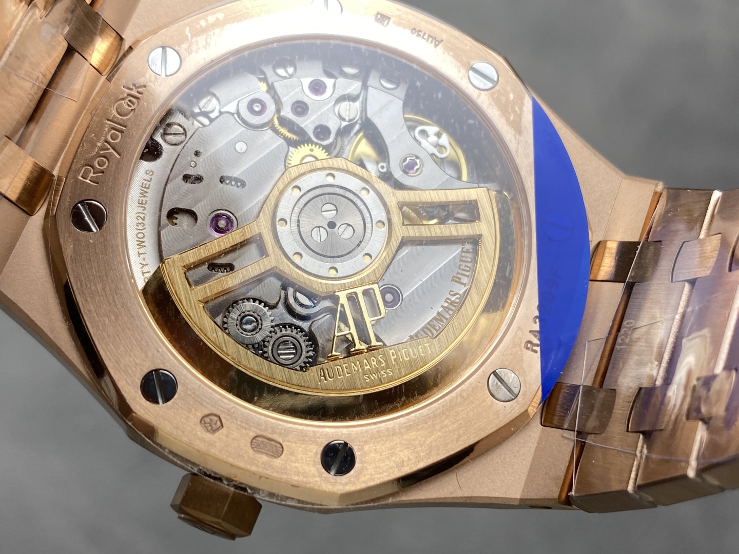 Đồng Hồ Audemars Piguet Royal Oak 15510OR Mặt Xanh Dương Nhà Máy APS 41mm (3) Đồng Hồ Audemars Piguet Royal Oak 15510OR Mặt Xanh Dương Nhà Máy APS 41mm (1)