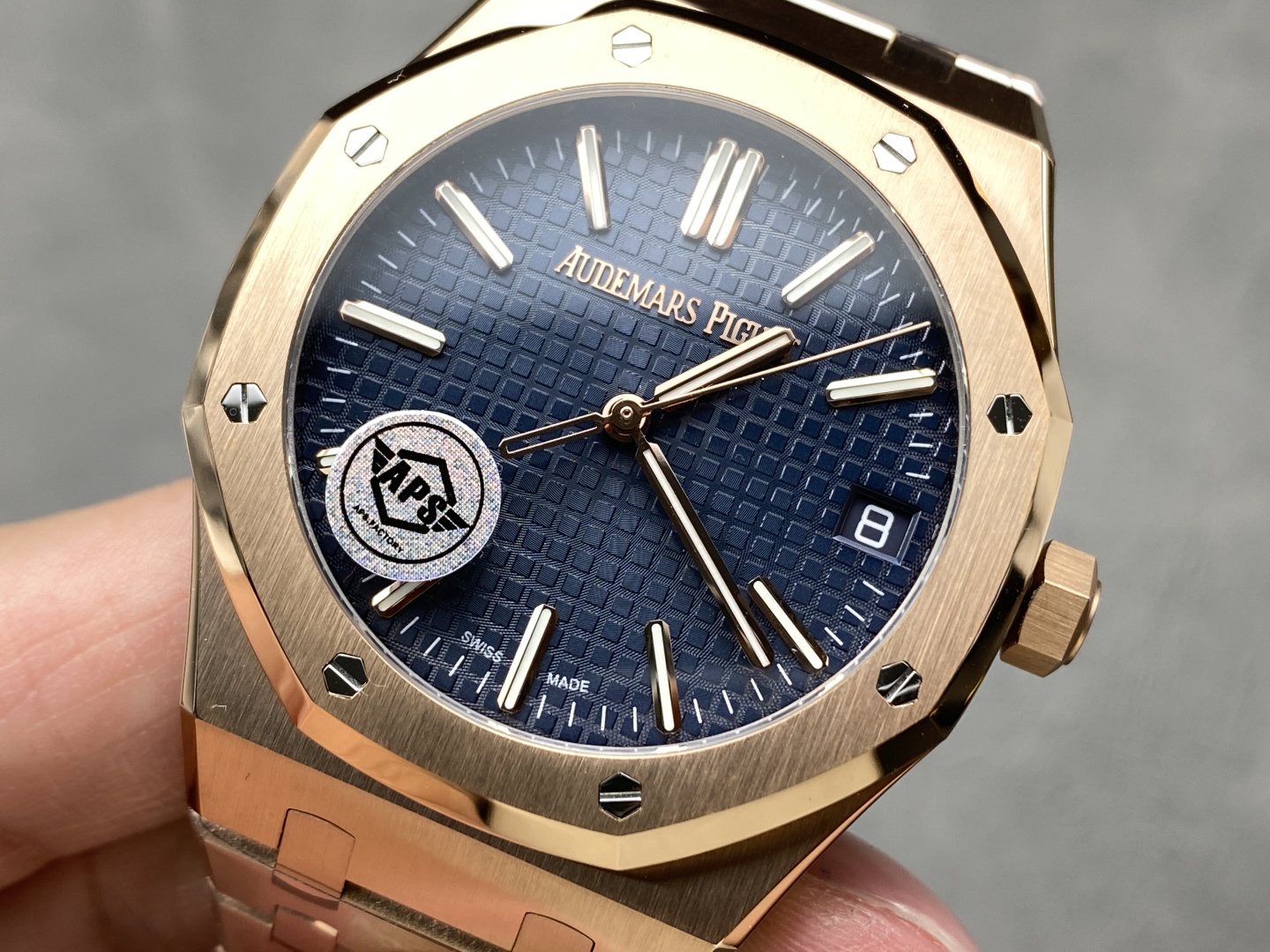 Đồng Hồ Audemars Piguet Royal Oak 15510OR Mặt Xanh Dương Nhà Máy APS 41mm (7) Đồng Hồ Audemars Piguet Royal Oak 15510OR Mặt Xanh Dương Nhà Máy APS 41mm (1)