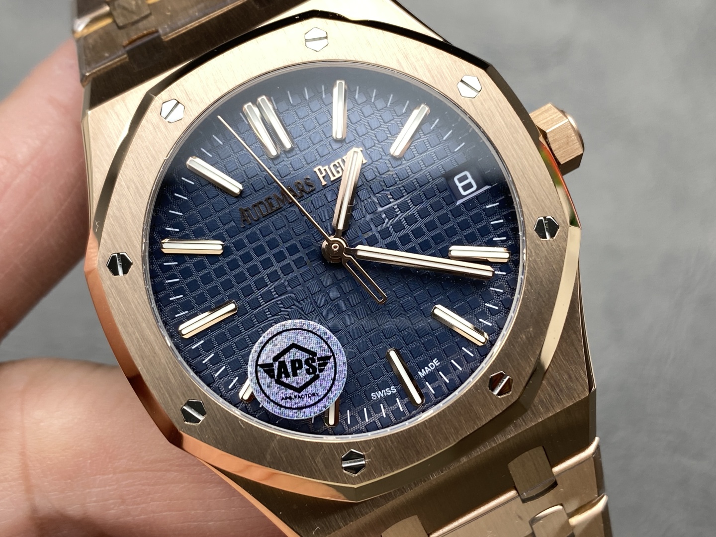 Đồng Hồ Audemars Piguet Royal Oak 15510OR Mặt Xanh Dương Nhà Máy APS 41mm (8) Đồng Hồ Audemars Piguet Royal Oak 15510OR Mặt Xanh Dương Nhà Máy APS 41mm (1)