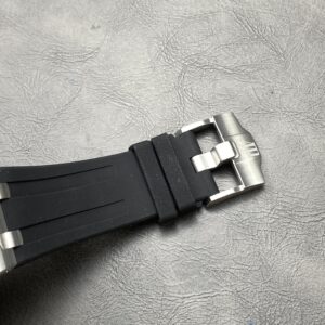 Đồng Hồ Audemars Piguet Royal Oak 15710ST Màu Đen Chế Tác 41mm (9)