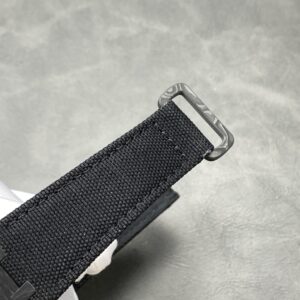 Đồng Hồ Audemars Piguet Royal Oak Chế Tác Carbon Siêu Nhẹ Màu Đen 41mm (9)