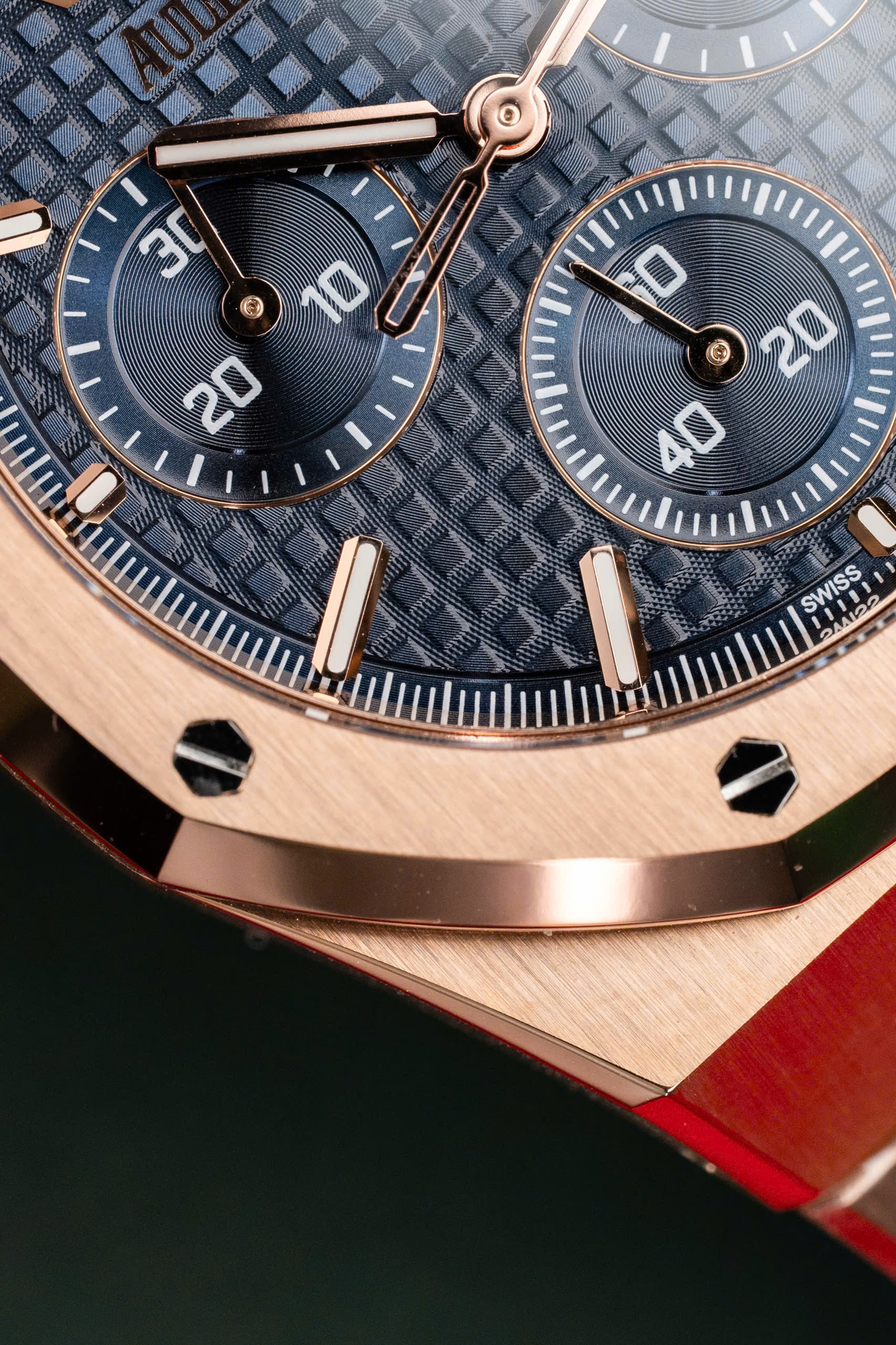 Đồng Hồ Audemars Piguet Royal Oak Chronograph 26240OR Mặt Xanh Dương 41mm (6)