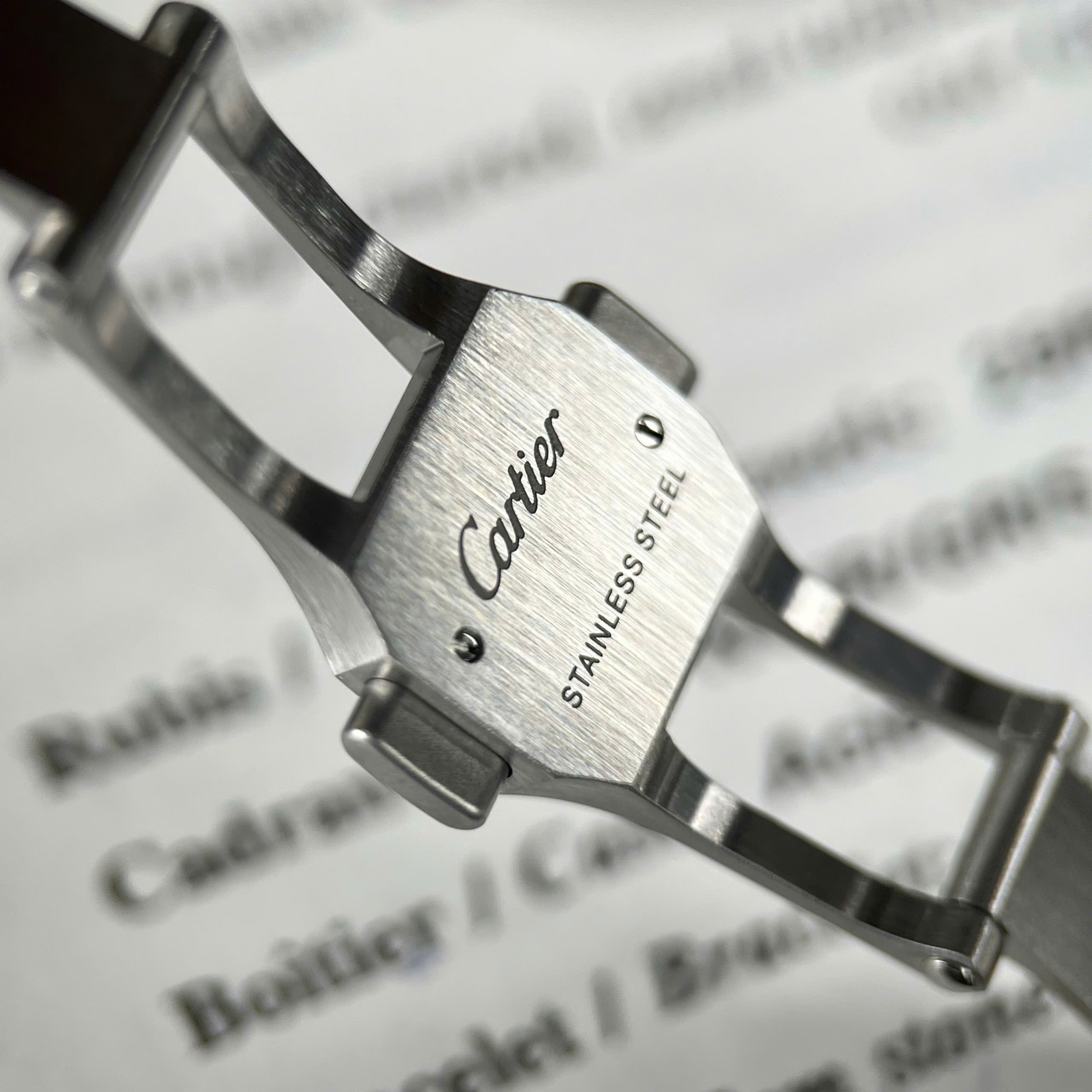 Đồng Hồ Cartier Santos de Cartier Replica Cao Cấp Mặt Trắng Xưởng BV (3) Đồng Hồ Cartier Santos de Cartier Replica Cao Cấp Mặt Trắng Xưởng BV (9)