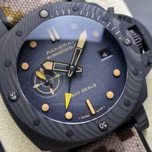 Đồng Hồ Panerai Submersible QuarantaQuattro GMT Navy SEALs Carbotech PAM01513 44mm (6)