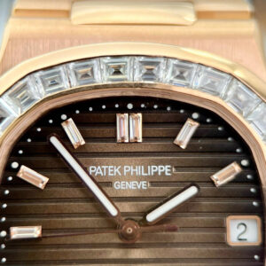 Đồng Hồ Patek Philippe Nautilus 5723 Chế Tác Bọc Vàng Hồng Đính Moissanite Xưởng 3K 40mm (1)