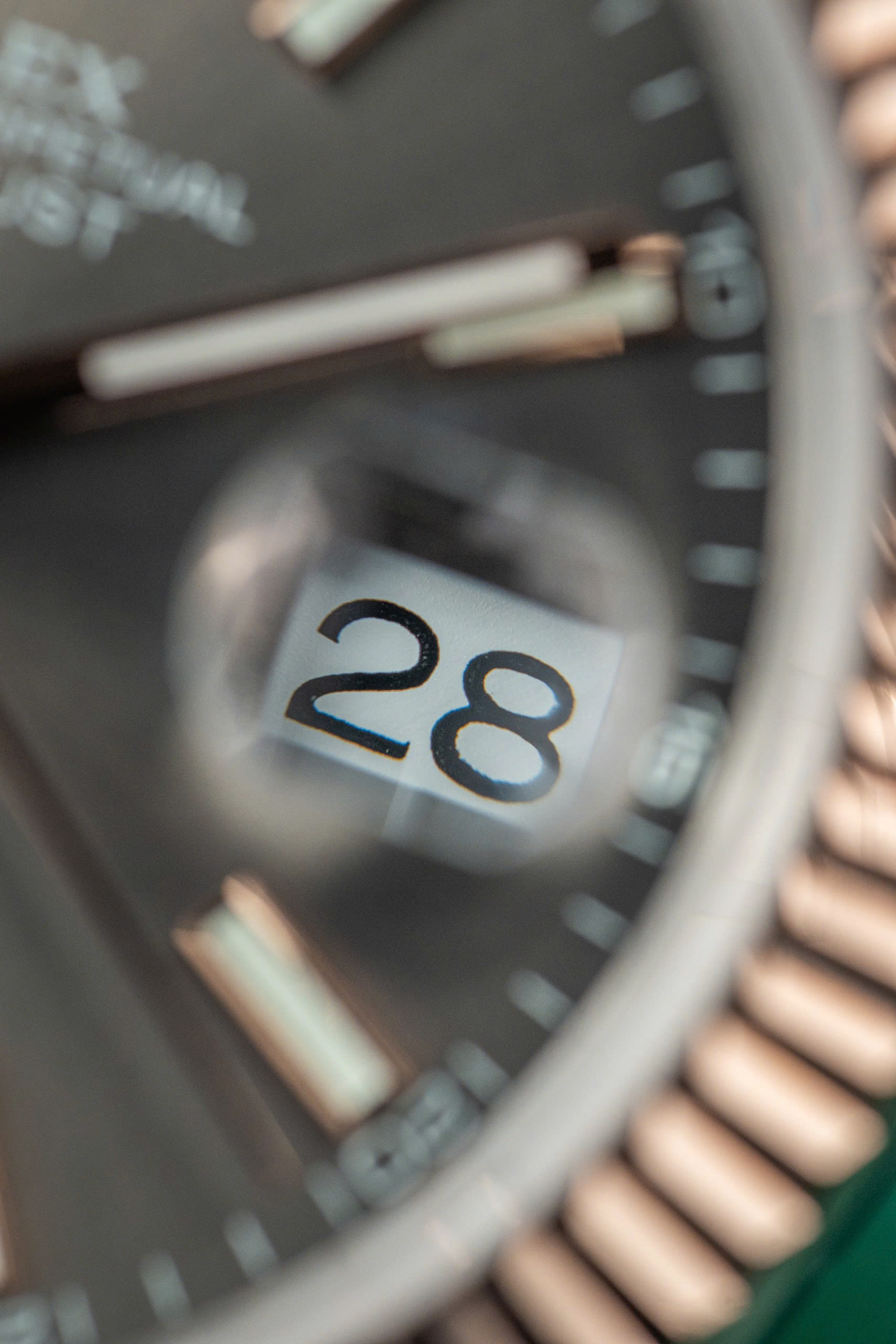 Đồng Hồ Rolex DateJust 126331 Bọc Vàng Thật Mặt Số Xám Xưởng GM V5 41mm (15) Đồng Hồ Rolex DateJust 126331 Bọc Vàng Thật Mặt Số Xám Xưởng GM V5 41mm (13)